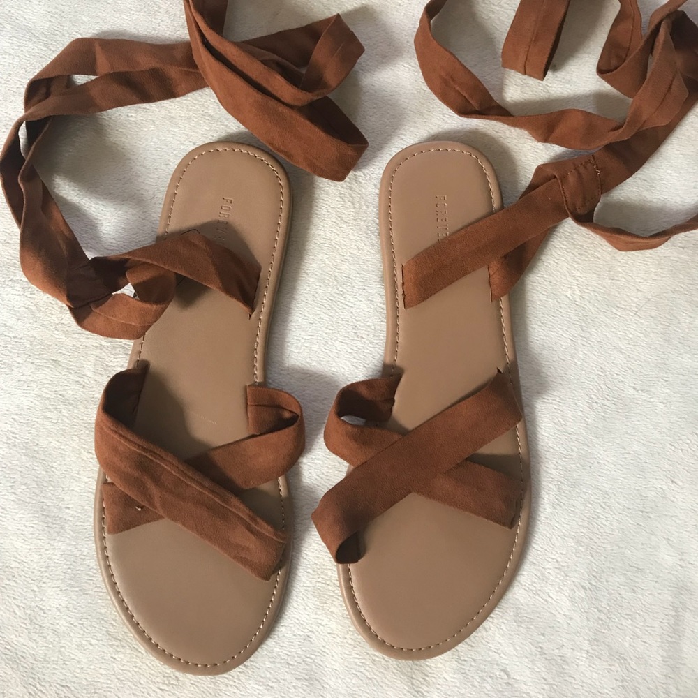 TAN LACE UP SANDALS